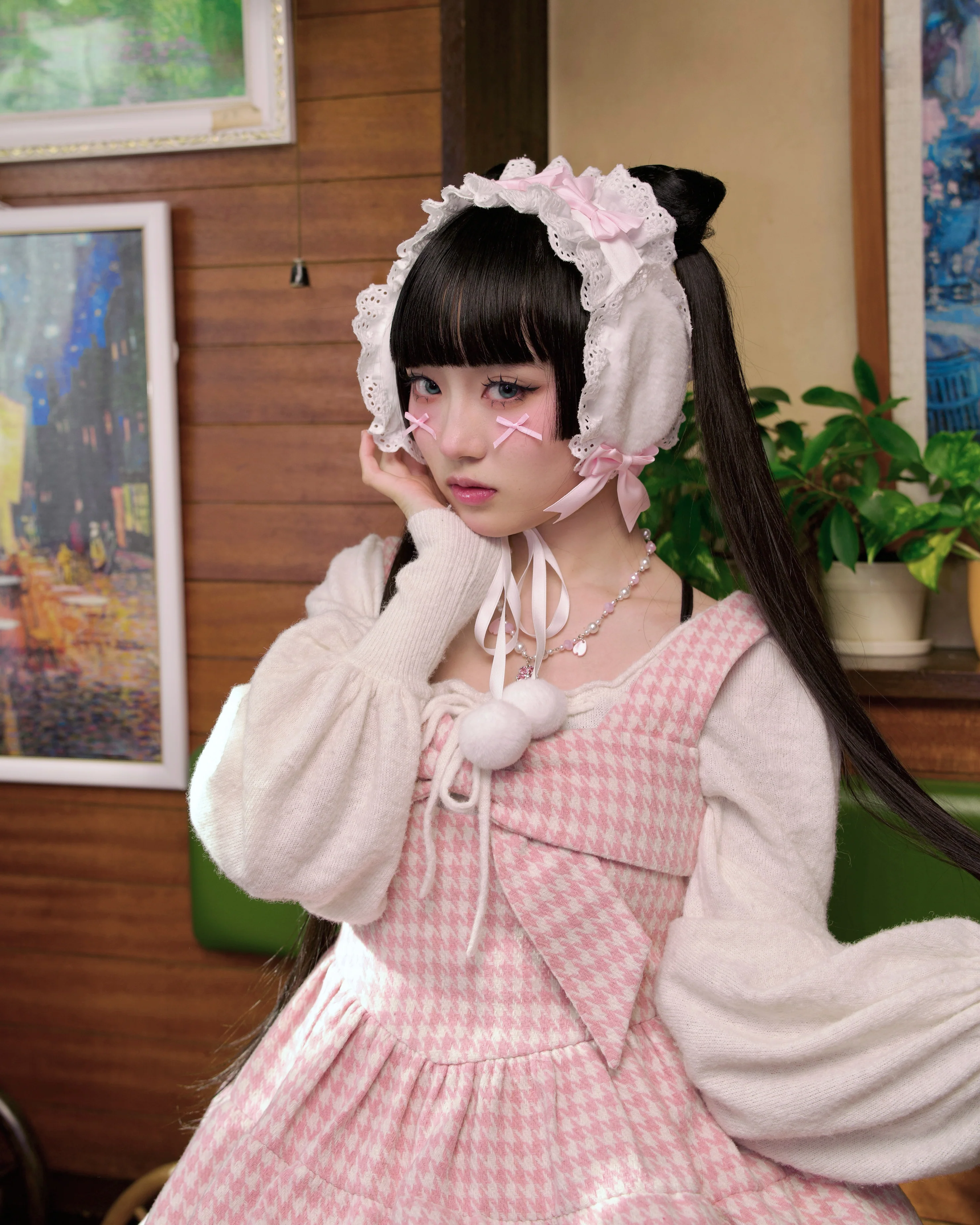 Winterbelle's Bow Ear Warmer - White x Pink