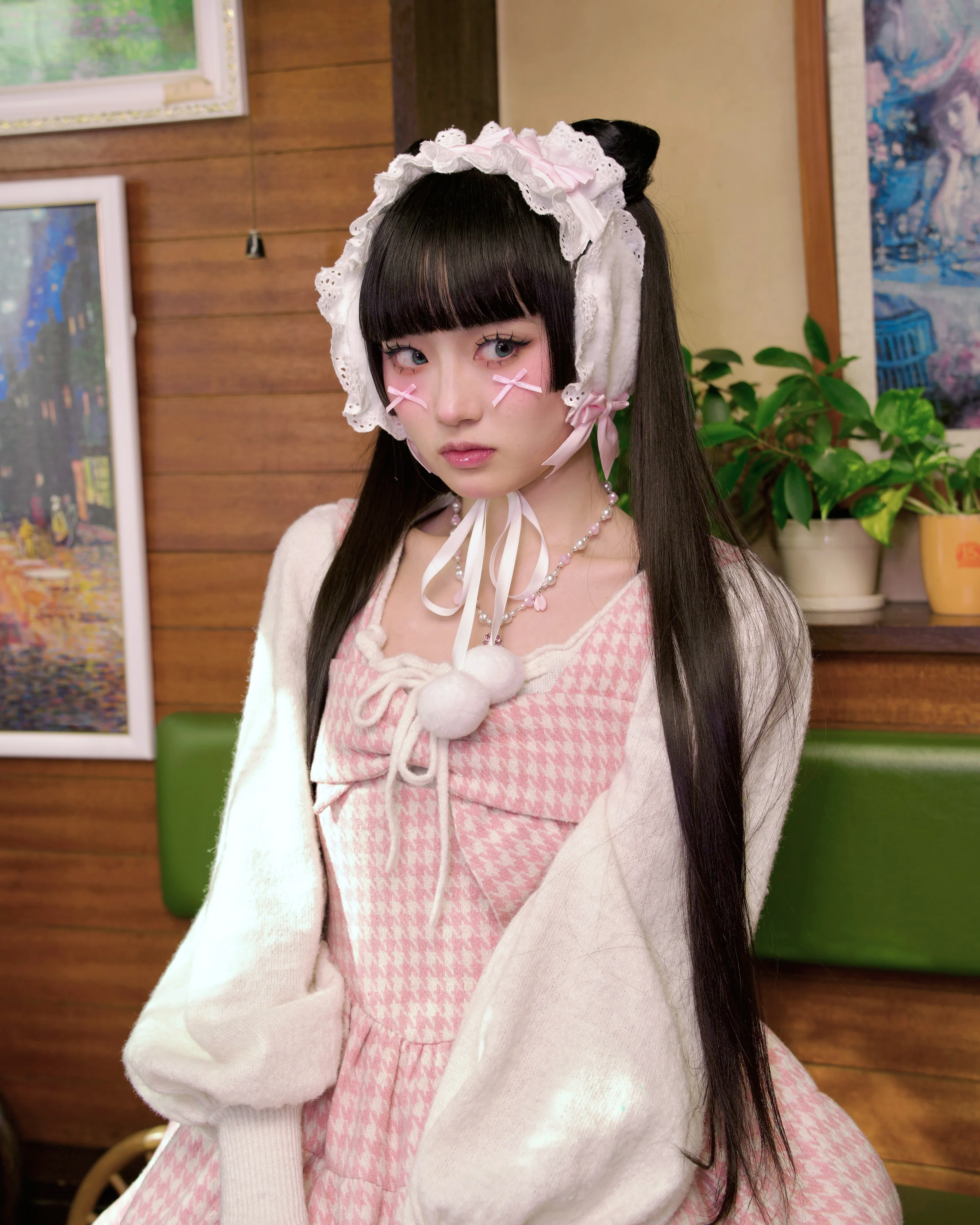 Winterbelle's Bow Ear Warmer - White x Pink - Image 3