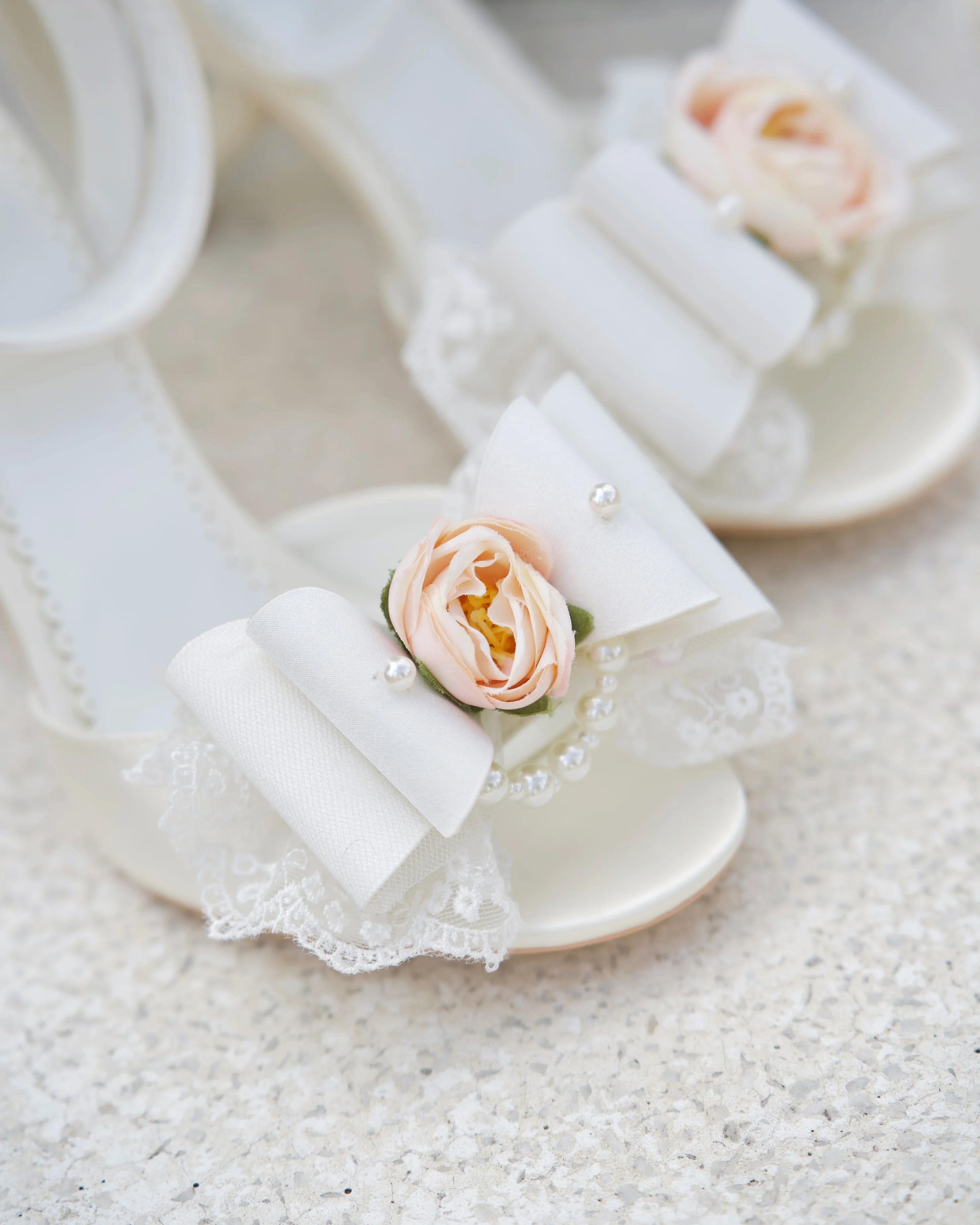 La Vie En Rose Heart Sandal Heels White - Image 3