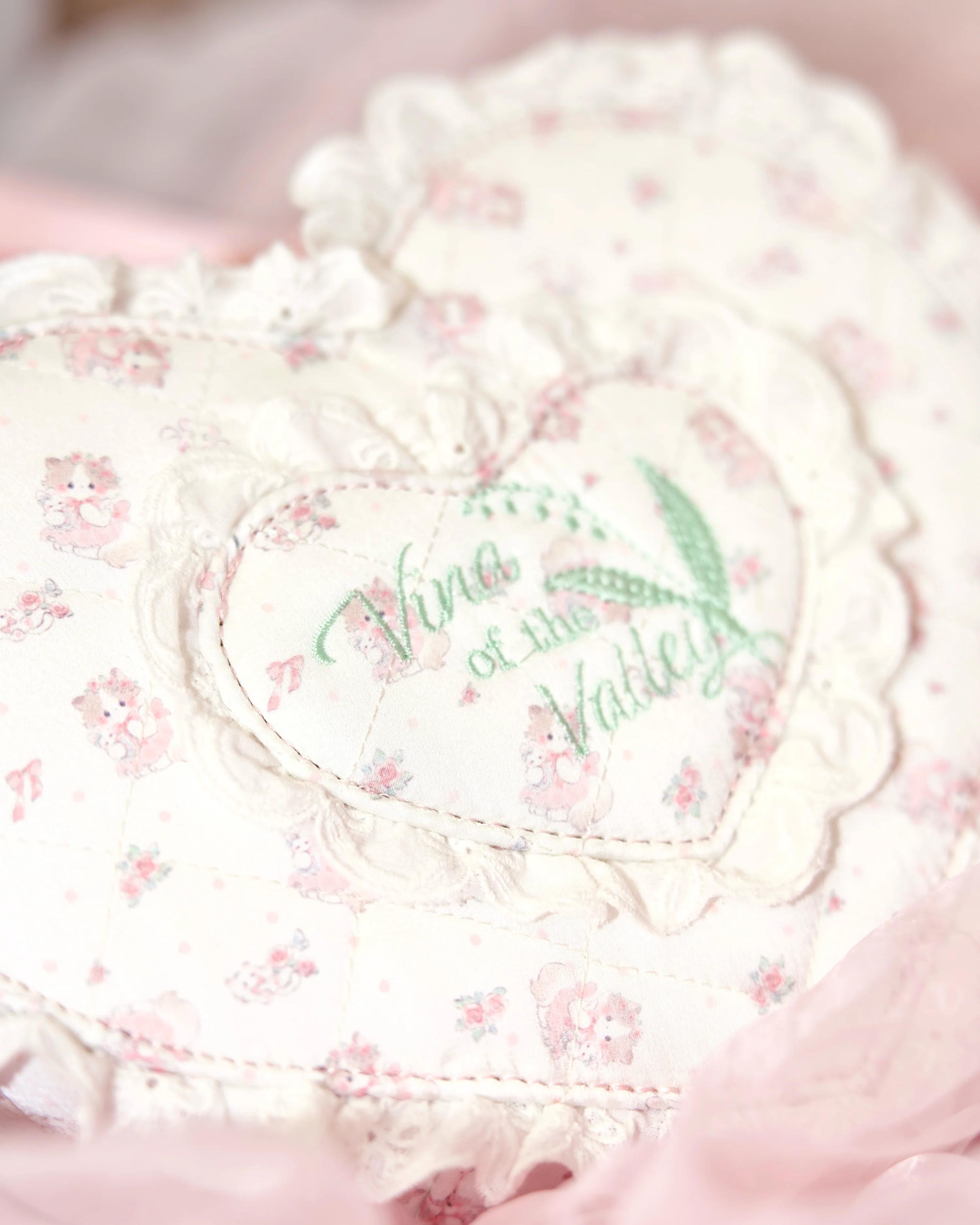 Ragdoll Kitty Quilted Ribbon Strap Bag - Image 3