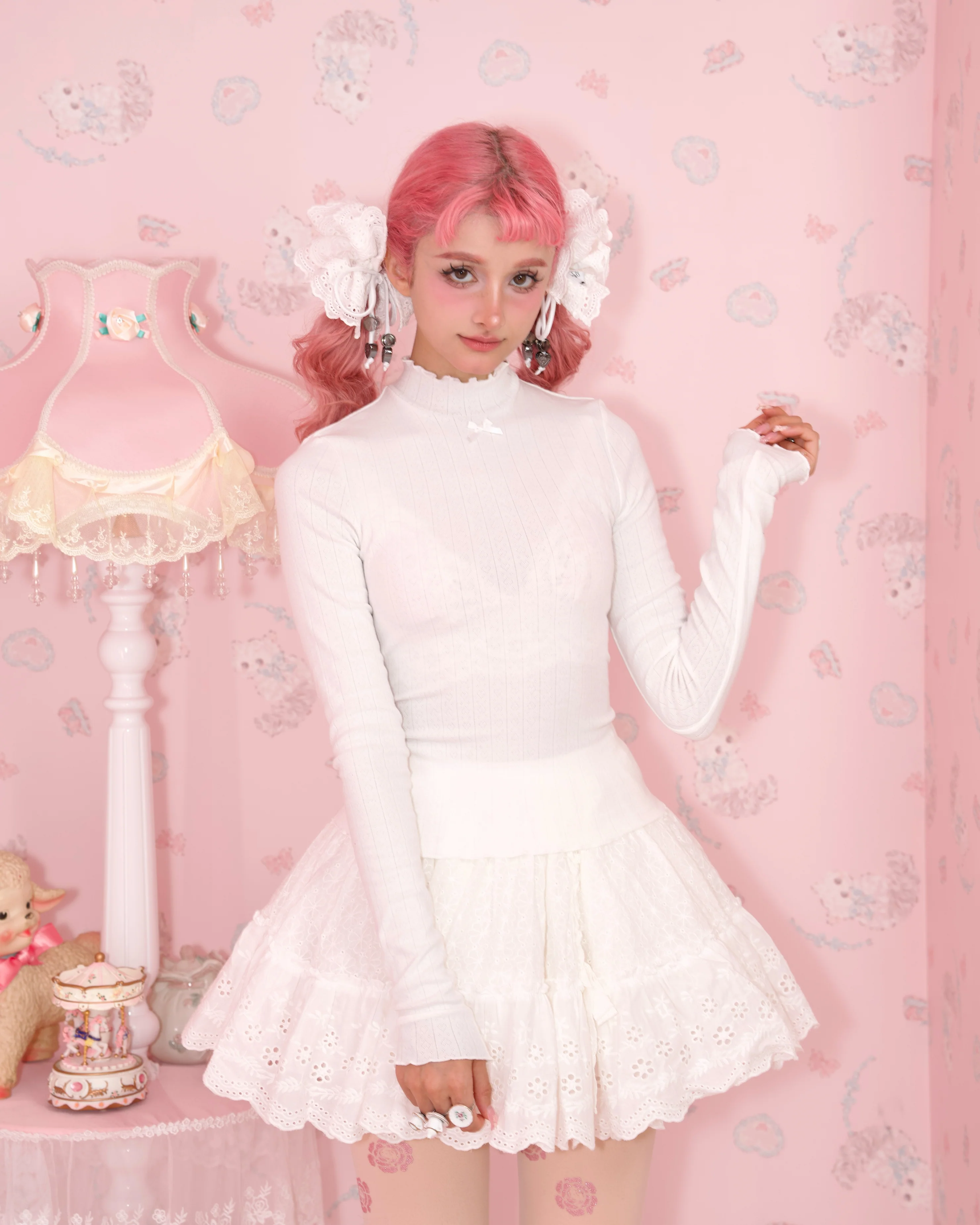Your Dream Turtleneck - White