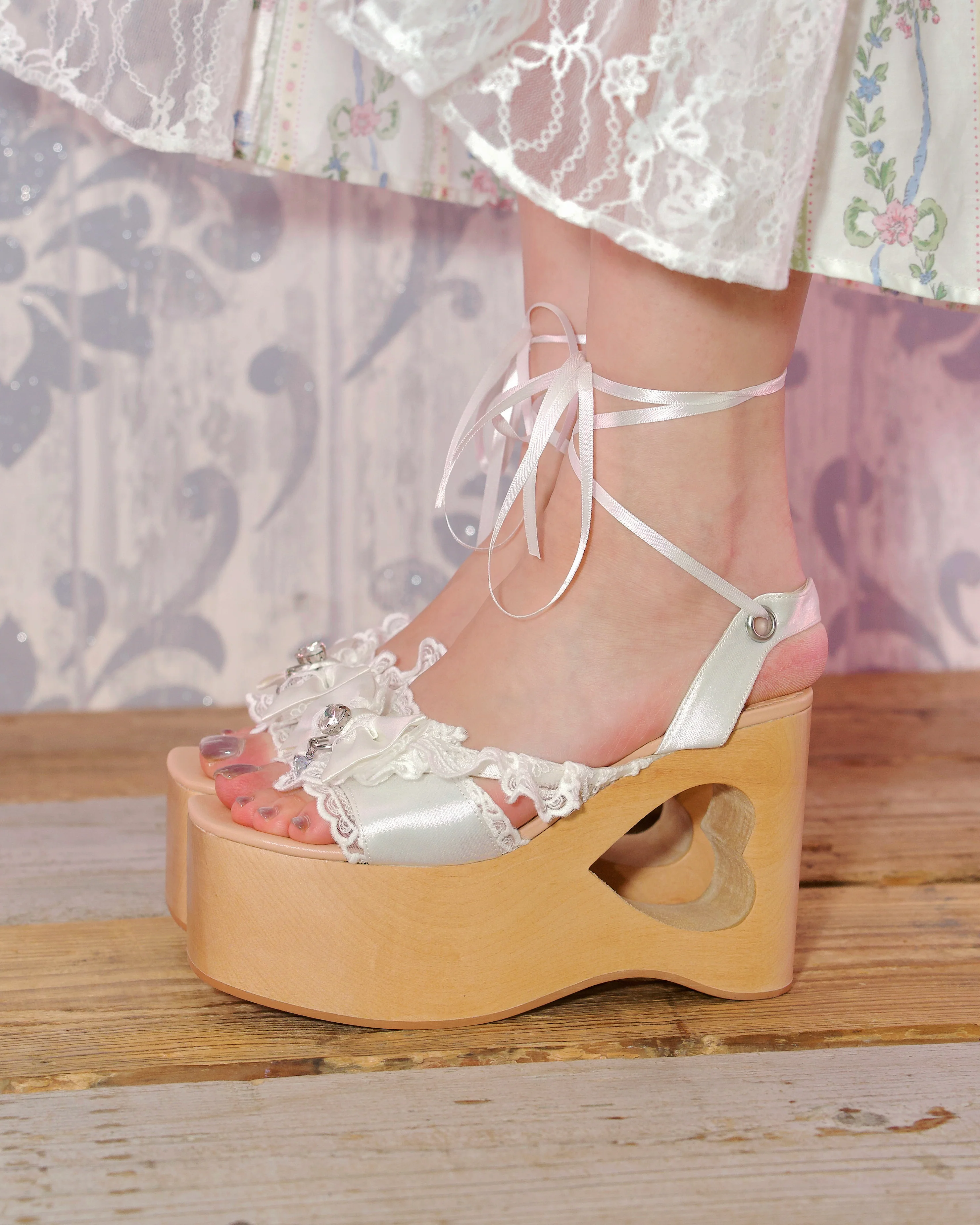 Yume Love Drop Platform Sandals White - Image 3